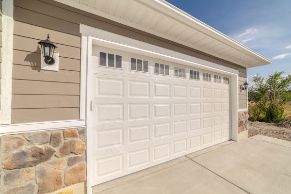 Garage Siding Repair in Olathe