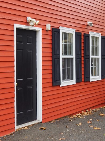 Cost of Red Vinyl Siding Installation in Olathe